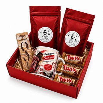 Подарунковий набір для дівчини-захисниці з чашкою, чаєм, кавою та солодощами &mdash; подарунок військовій 1132 фото